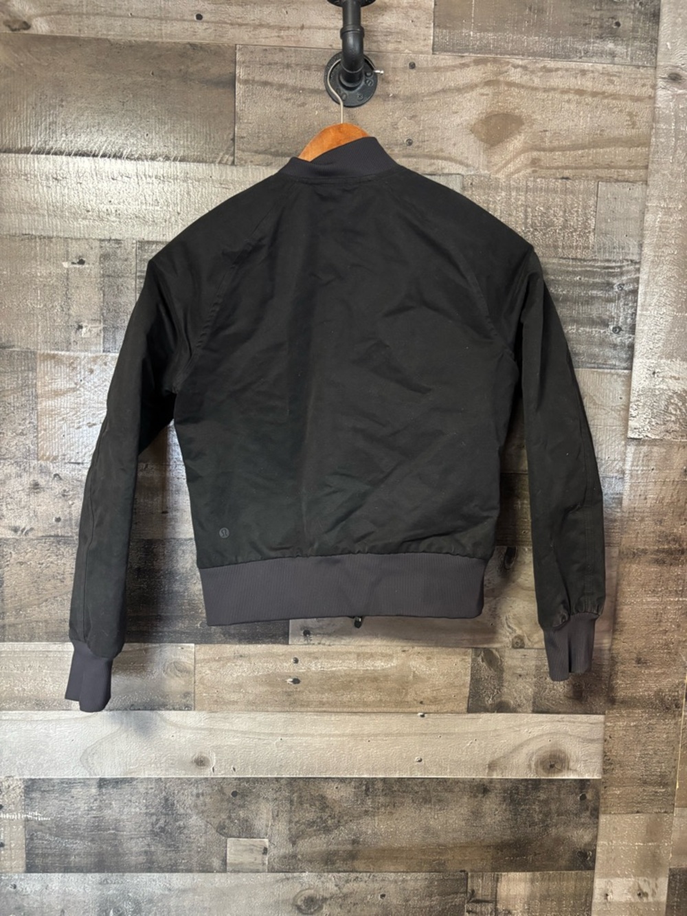 lululemon athletica Black Reversable Bomber Jacket Size 4 - Picture 5 of 10